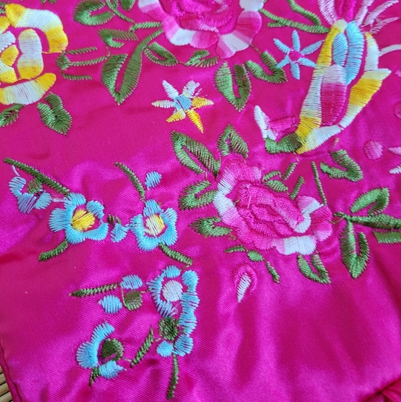 Embroidered Jewelry Travel Bag in Luxurious Black Satin NWT - Picture 10 of 14